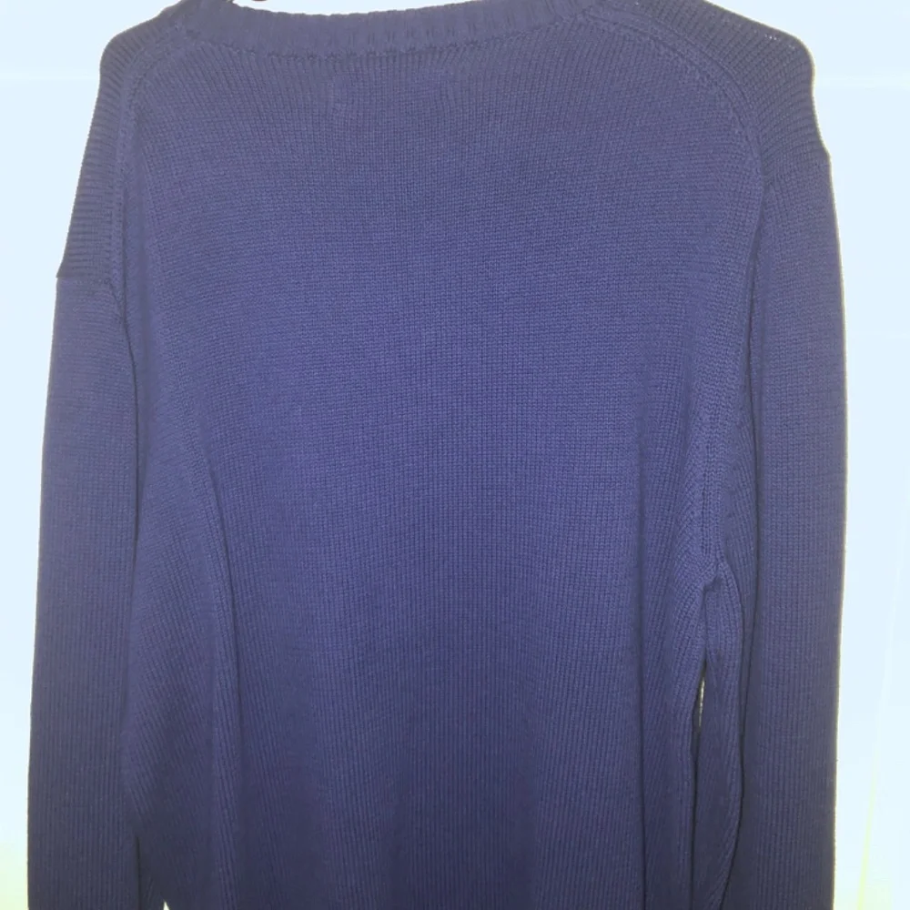 Akoo sweater - Picture 4 of 8
